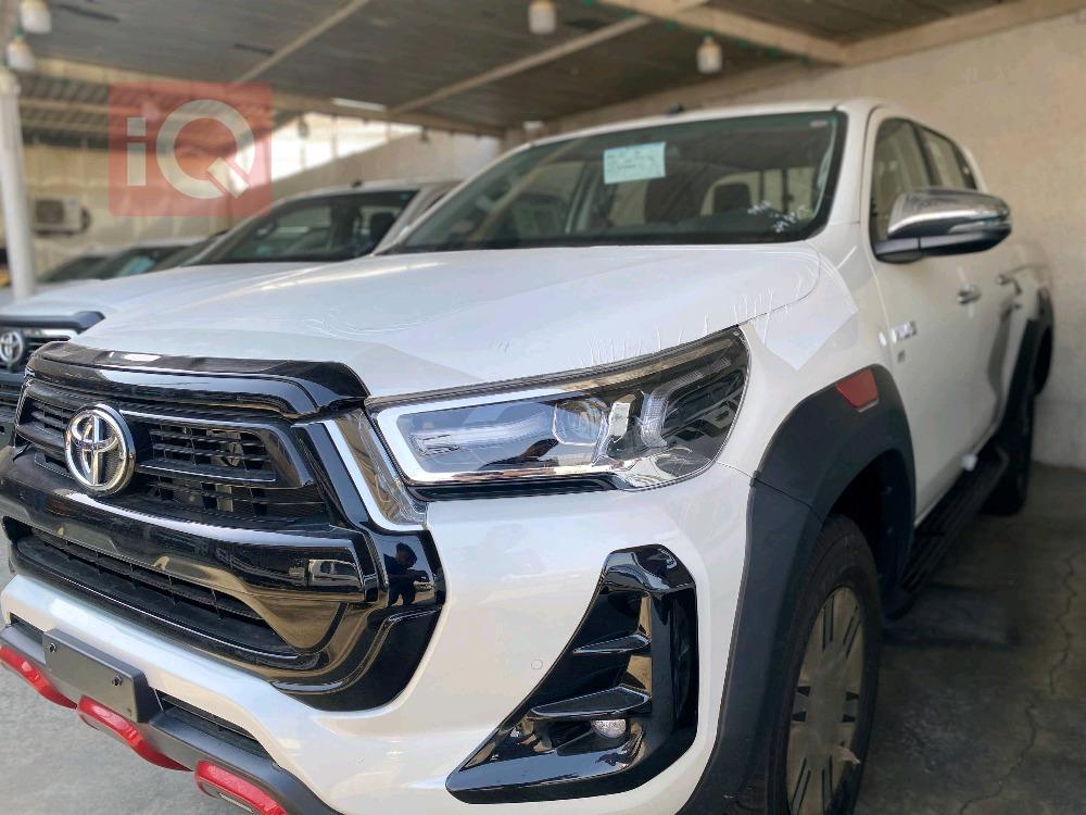 تۆیۆتا هایلۆکس